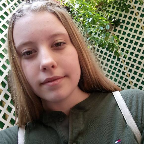 Meet your Posher, Zahyra - Picture 1 of 1